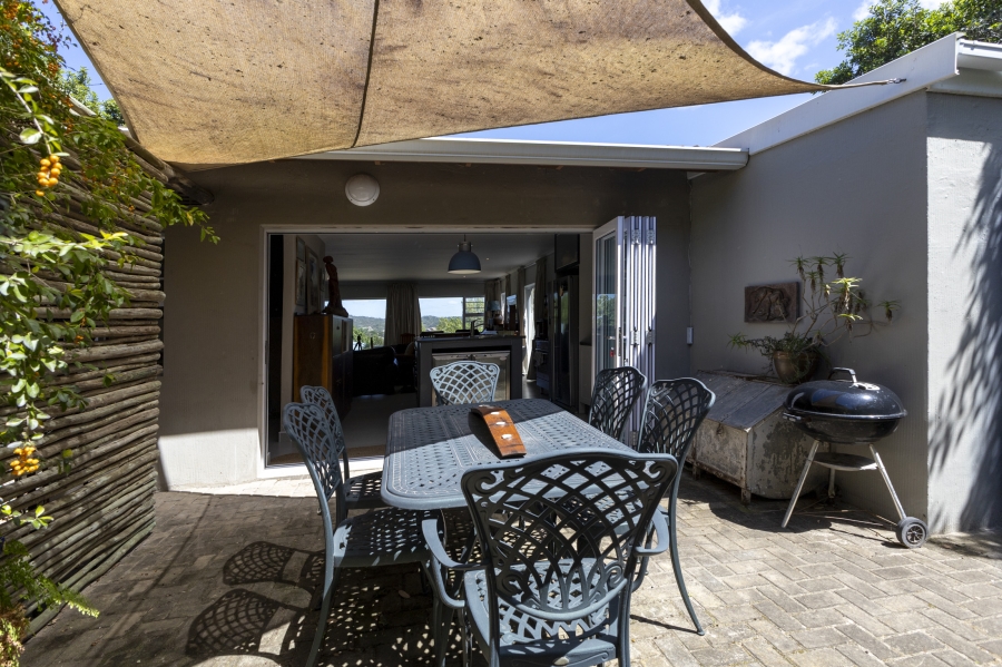 4 Bedroom Property for Sale in Seafield Eastern Cape